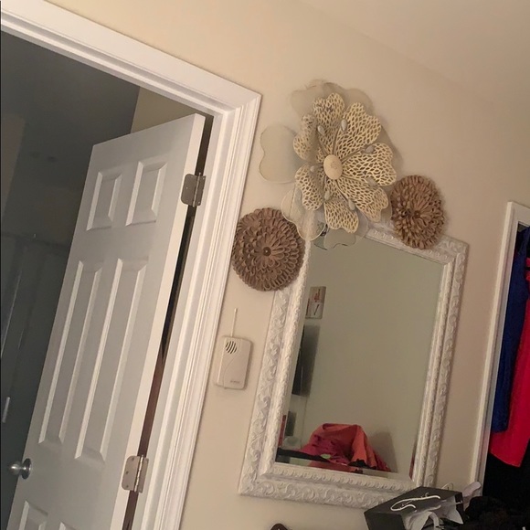 Meet your Posher, Robbi - Picture 1 of 1